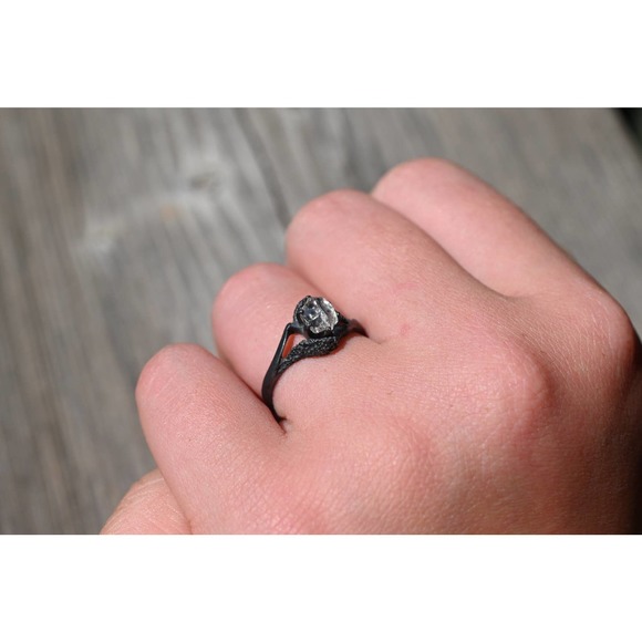 Raw Diamond Ring Uncut Engagement Ring oxidized sterling silver - Picture 7 of 7